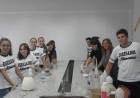Alumnos elaboran alcohol en gel
