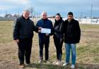El Jefe Comunal Lisandro Matzkin entregó ayudas económicas a dos clubes locales