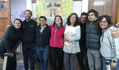 Alumnos del CEPT 22 de Pontaut visitaron Los Claveles