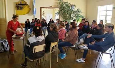 El programa de RCP en las Escuelas sigue su recorrido