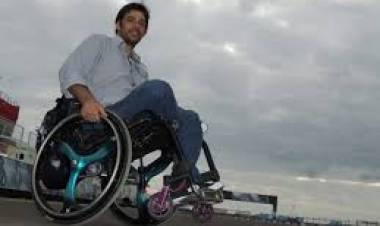 “Carlucho” Villar consiguió su vivienda adaptada