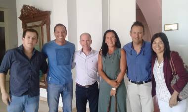"El Intendente nos convocó a que trabajemos juntos"