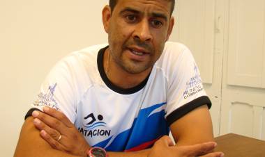 Torneo de natación en el Balneario Municipal