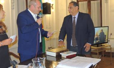 Jackson volvió a jurar en Lamadrid como Jefe de Gabinete