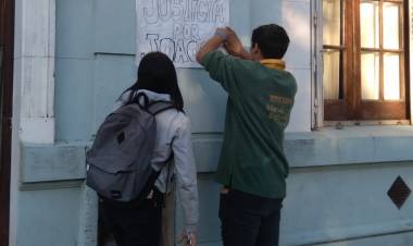 Vecinos se manifestaron para pedir justicia por un joven asesinado