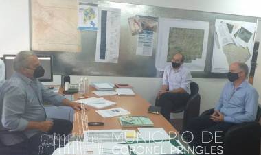 Matzkin en gestiones por viviendas