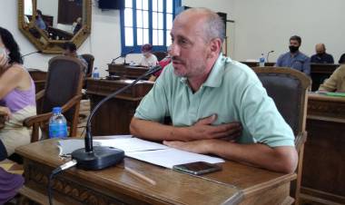 "Para que JUNTOS pierda la presidencia, Heredia tendría que negociar a espaldas del pueblo"