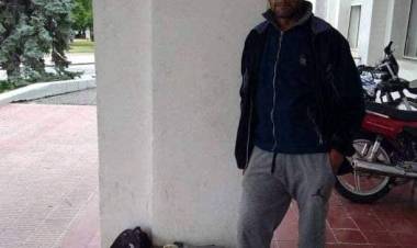 "Me desvalijaron la casa no tengo nada"