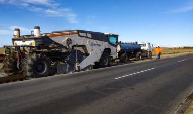 Coronel Pringles: Continúan las tareas de repavimentación de la Ruta N° 51