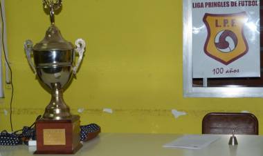 La Liga Pringles entregará los Premios a los  goleadores de los torneos del 2021