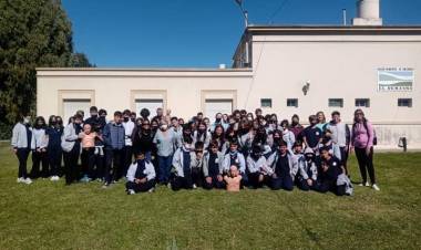 Alumnos visitaron el Hospital
