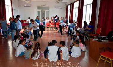 Ya está en marcha el programa de educación en las escuelas referido al cuidado de mascotas