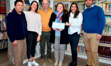 Se entregaron los cheques del Presupuesto Participativo a entidades de Indio Rico