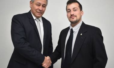 "No es tiempo de jugar a las escondidas, deben tomar postura por Massa o Milei"