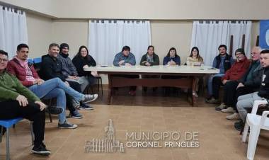 Reunión con instituciones deportivas locales