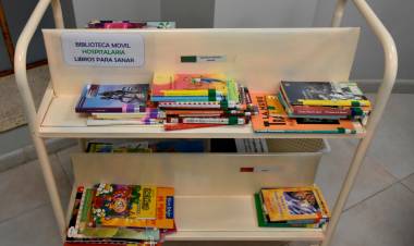 Campaña de voluntarios para la Biblioteca Móvil del Hospital