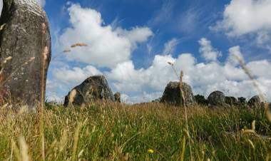 Conocé el pueblito que podría probar que los vikingos llegaron a la Argentina: los tesoros que lo demuestran