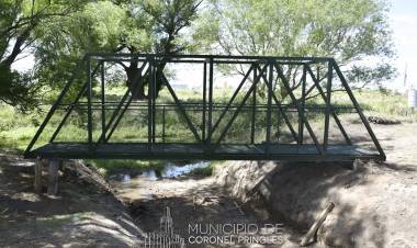 Sendas del Pillahuincó: Se colocó un puente peatonal