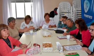 Talleres adultos mayores y personas con discapacidad