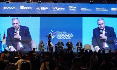 "El cooperativismo y el mutualismo tienen mucho para aportar al desarrollo local y global"