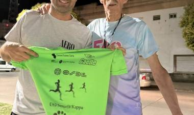 Reconocimiento a Luis Casoni en Suárez