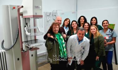 "Este mamógrafo no es un aparato. Es la posibilidad de que una madre, una hija, una abuela siga estando en la mesa familiar"