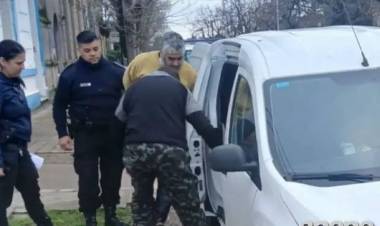 Trasladan a Del Valle al Penal de Saavedra