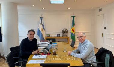 Reunión con el ministro de infraestructura, Gabriel Katopodis