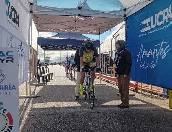 Ciclismo: Los Hermanos Mandrini y Erro entre los diez mejores