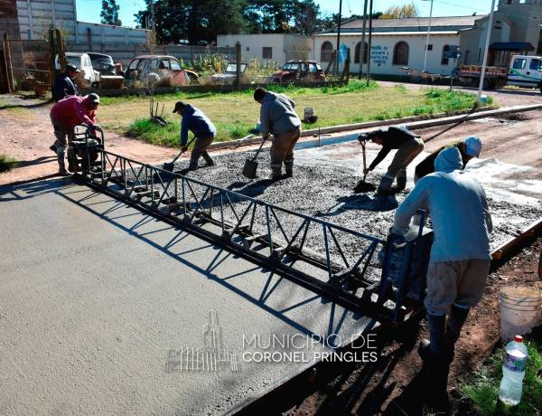 Pavimentación en Colectora Boulevard 1