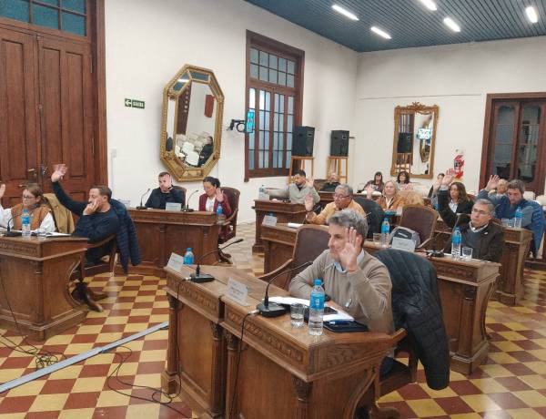 HCD: La situación del Dique Paso de las Piedras, la Gestión de Residuos y la cartelería en accesos a caminos rurales en el debate legislativo