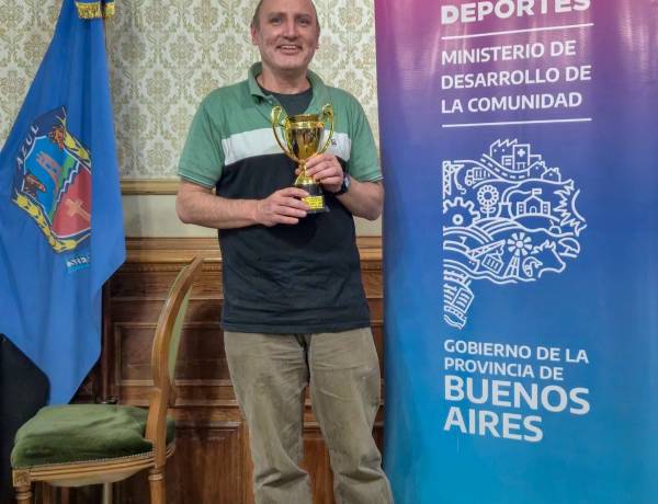Julián Sapienza es el flamante Campeón del IRT SUB 2400 "Quijotes de Azul"