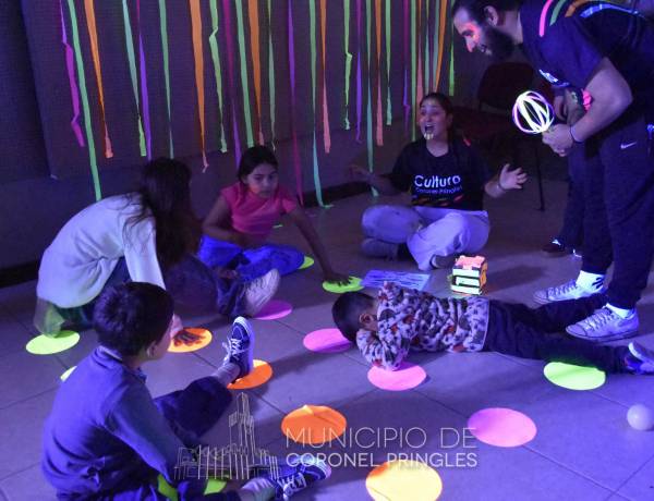 Juegos y arte que brillaron en la oscuridad