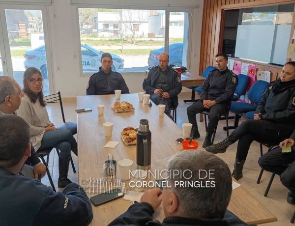 Se llevó a cabo una reunión con integrantes del Comité de Crisis y autoridades policiales de la zona