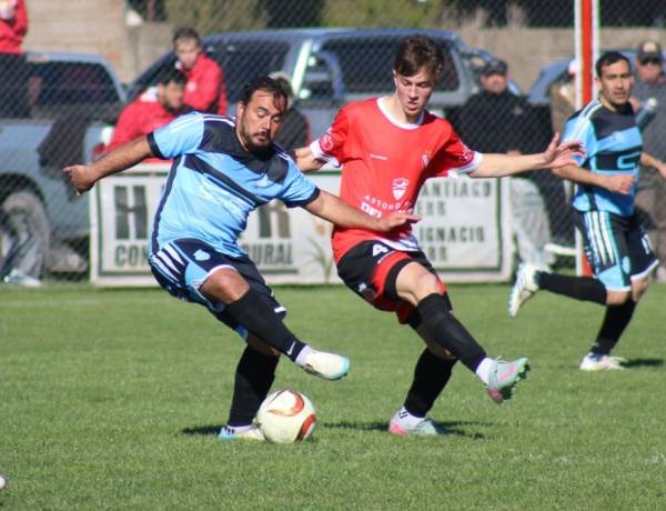 Independiente de San José goleó a Leandro N. Alem