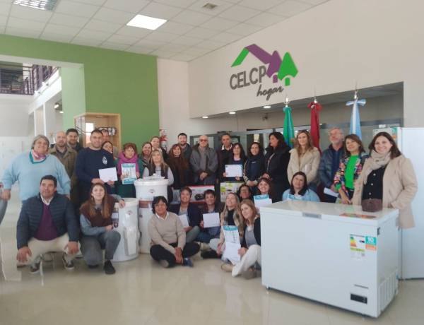 Fortalecimiento a comedores escolares de Pringles e Indio Rico