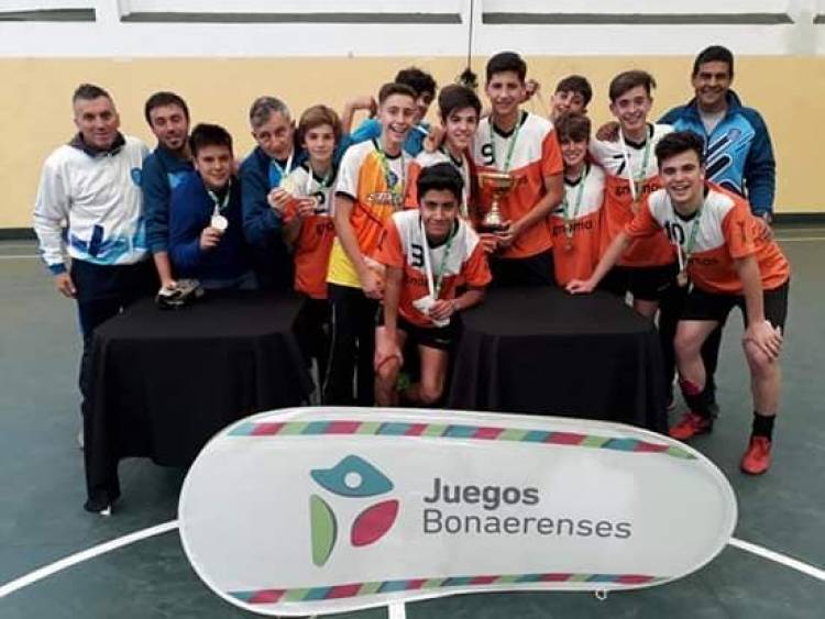 Medalla de oro para el futsal de la Escuela Agrotécnica