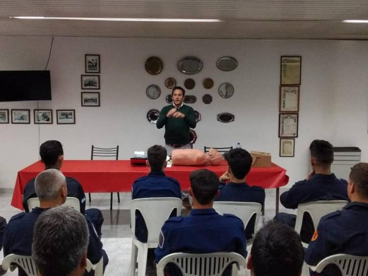 Bomberos recibió capacitación de RCP