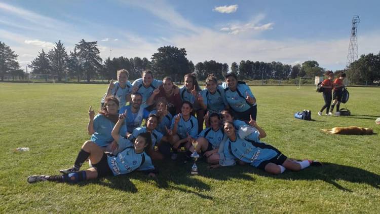 ¡Campeonas de Pringles de fútbol femenino!