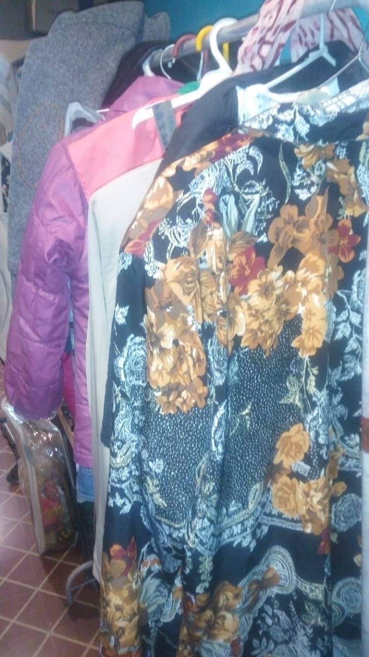 Ropero en el Barrio Roca