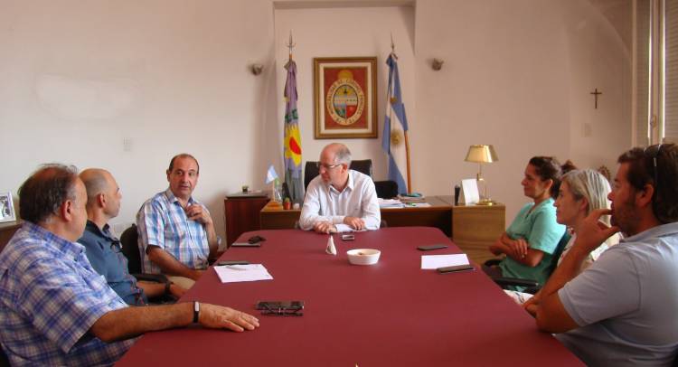 El Intendente Matzkin abordó la problemática de los perros sueltos