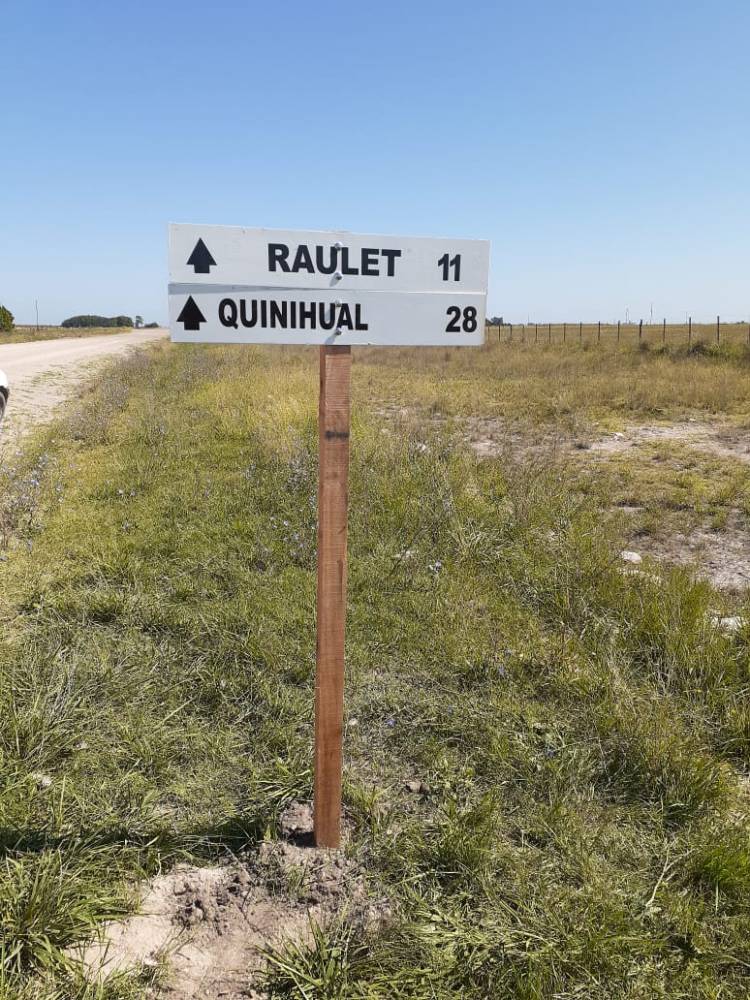 Seguimos sumando señalamiento vial en los caminos rurales del Partido