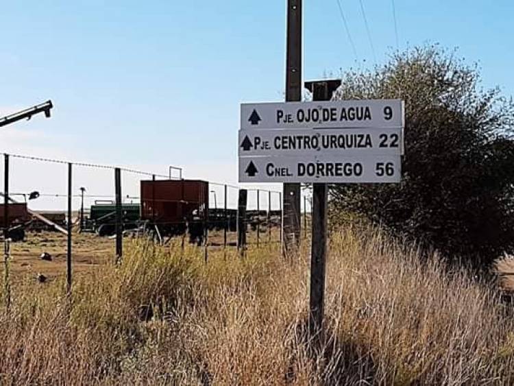 Colocacan carteles con indicaciones de parajes y distancias en los Caminos Rurales