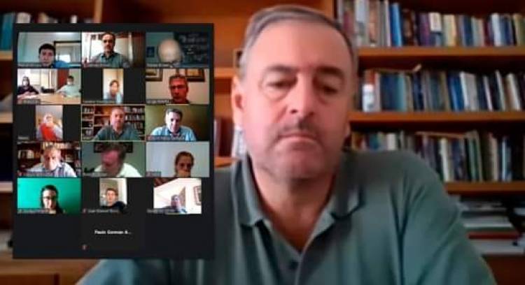 Ariel Guarco estuvo en una teleconferencia con Daniel Arroyo