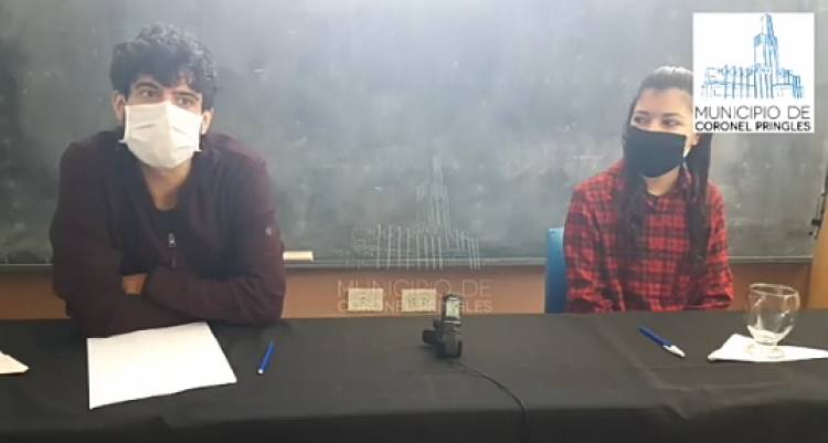 "Lo importante es que los alumnos pueden hacer música desde sus hogares"