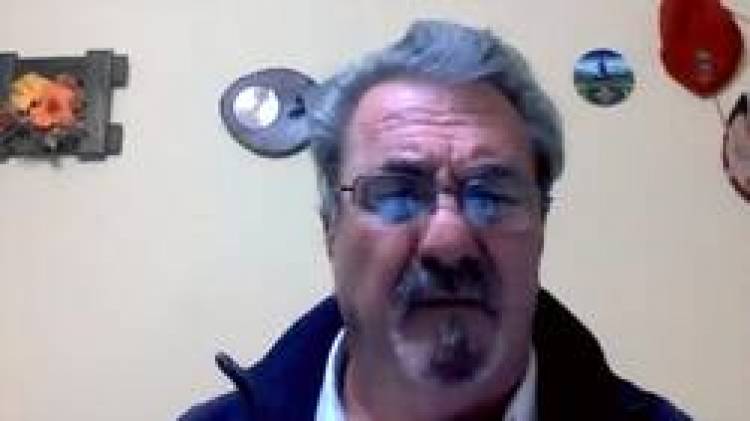 "Vamos a tener un ciclo de videoconferencias"