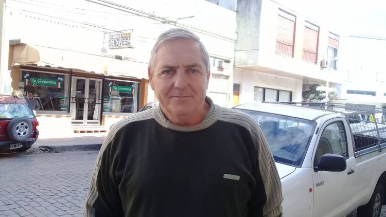 "Emilio Monzó, tiene una oportunidad histórica de quedarse con la brecha del medio"