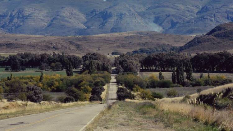 Una pareja de turistas fue asaltada durante la noche del viernes sobre la ruta 76 a unos 15 kms de Sierra de la Ventana