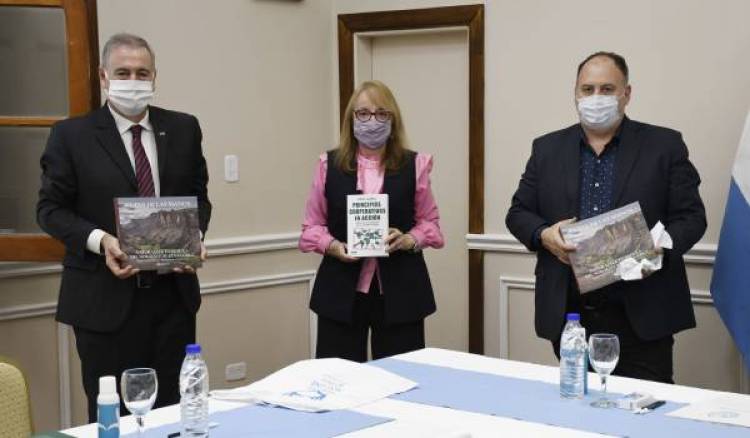 Santa Cruz impulsará a nivel provincial la Red de Municipios Cooperativos