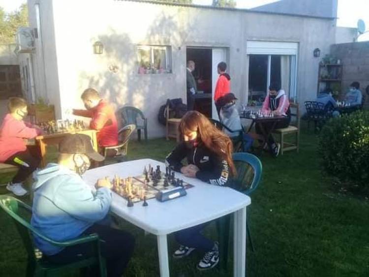 Torneo por Equipos "Homenaje a ex Campeones Mundiales"
